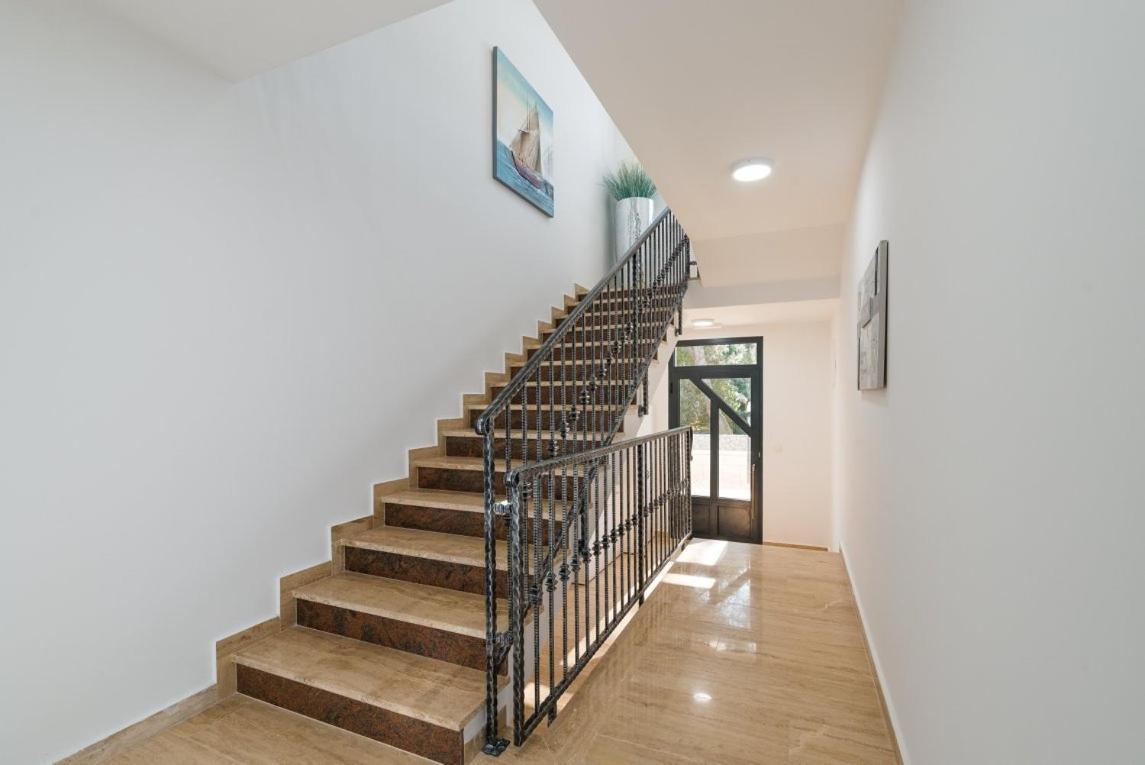 Apartmann Vir Zewnętrze zdjęcie